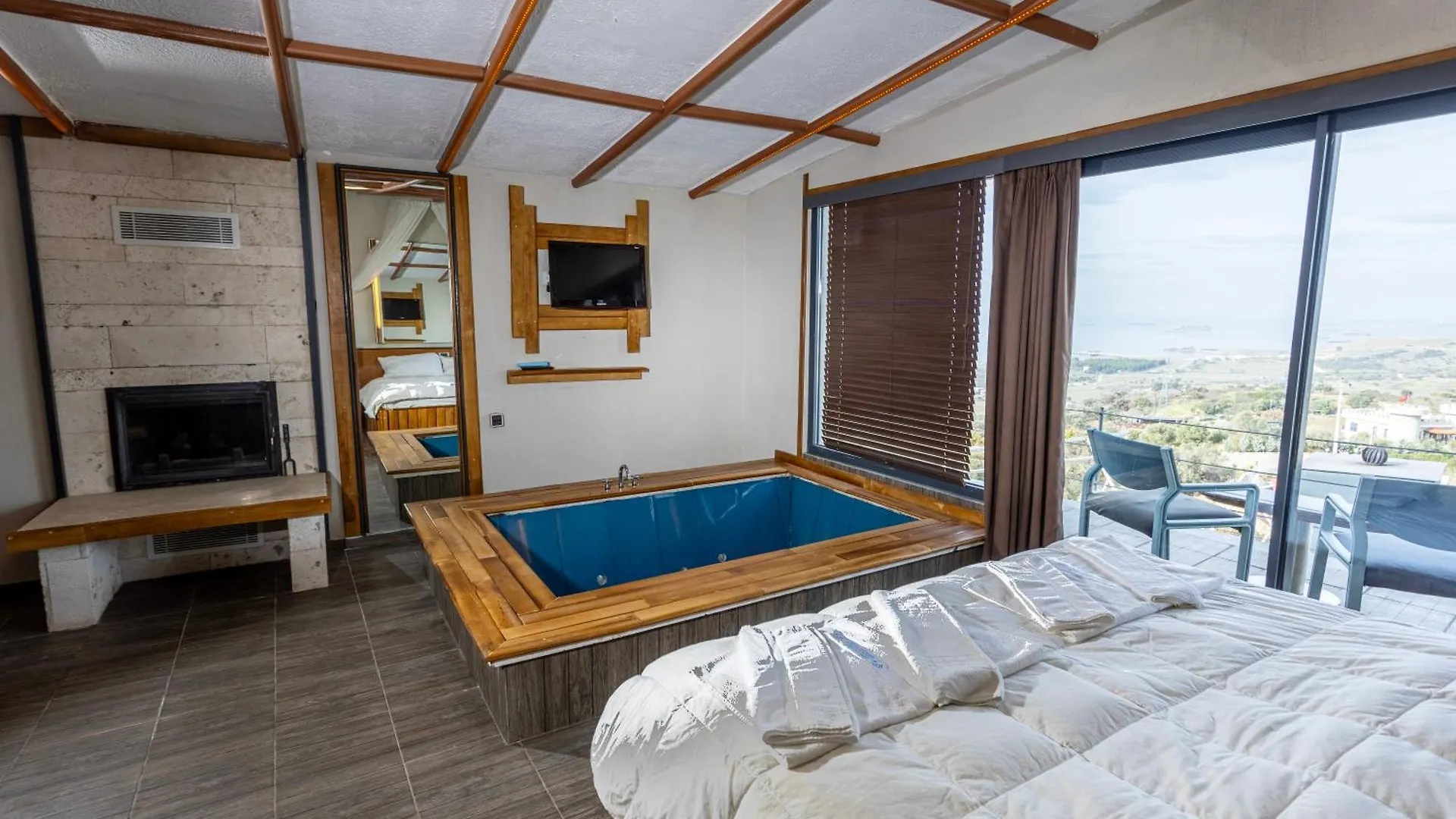 Reva Miami Hotel Foca Turkey